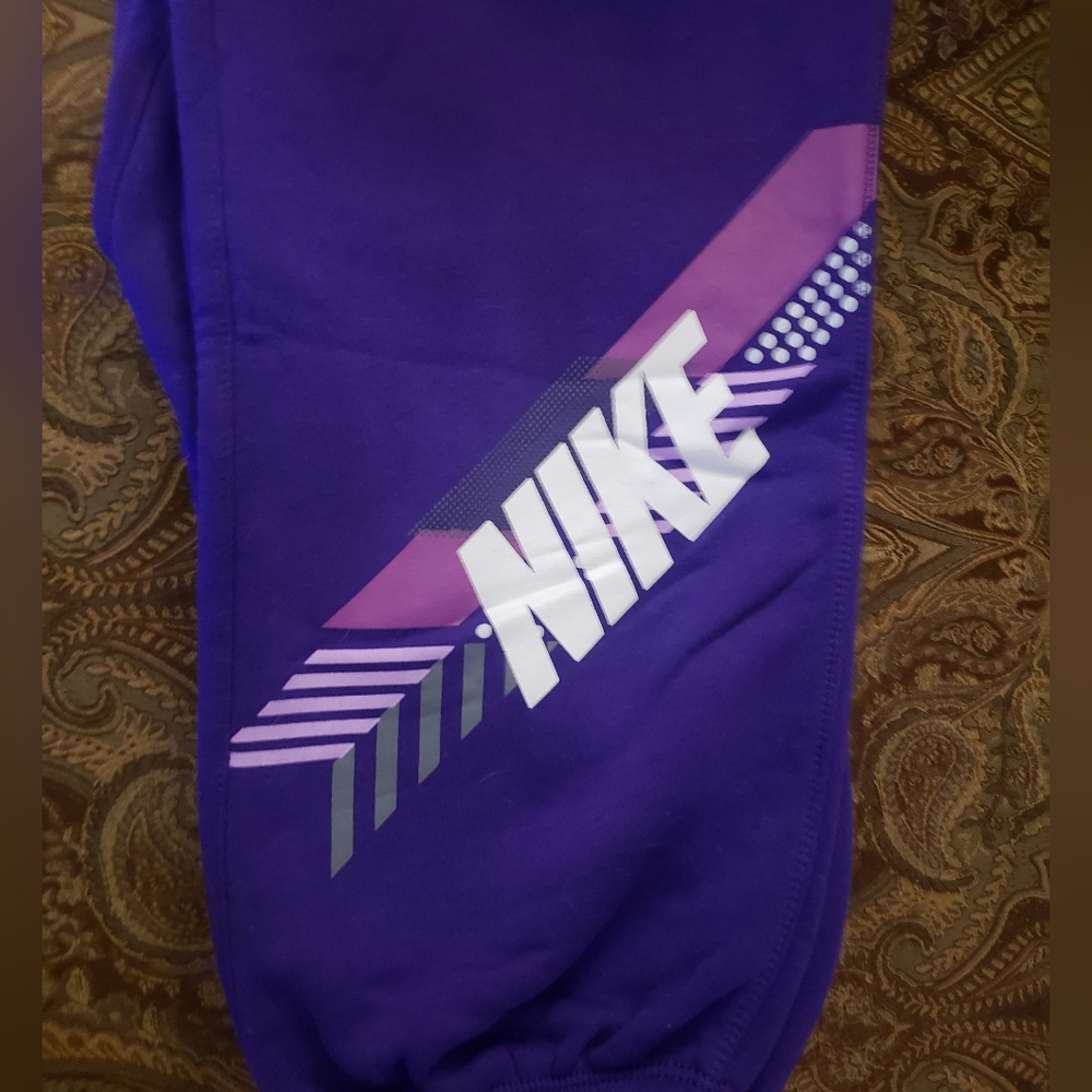 Nike Size Large sweatpants